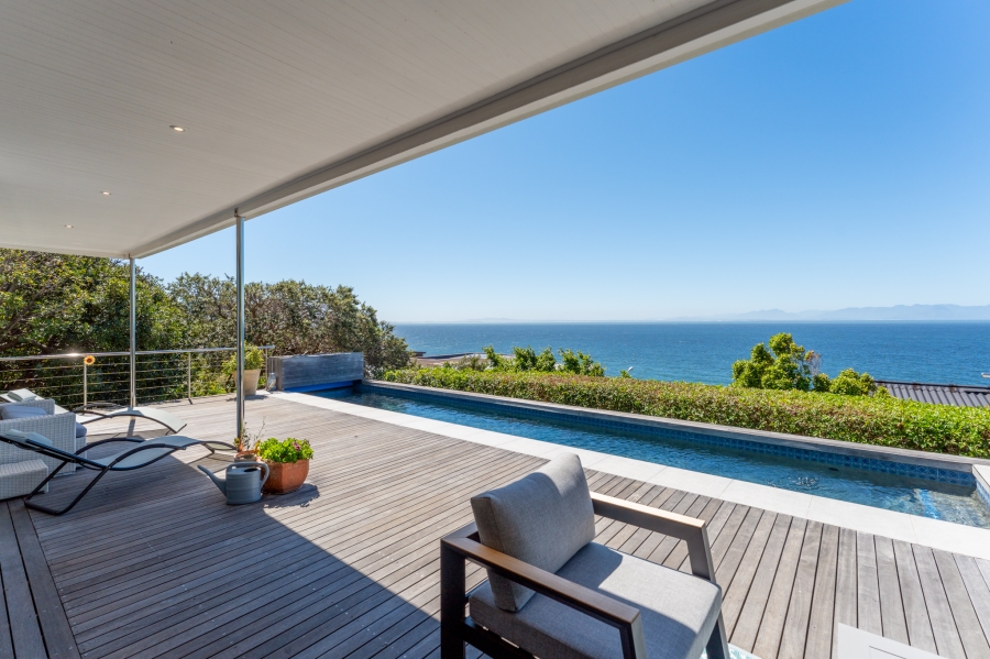 4 Bedroom Property for Sale in Murdock Valley Western Cape